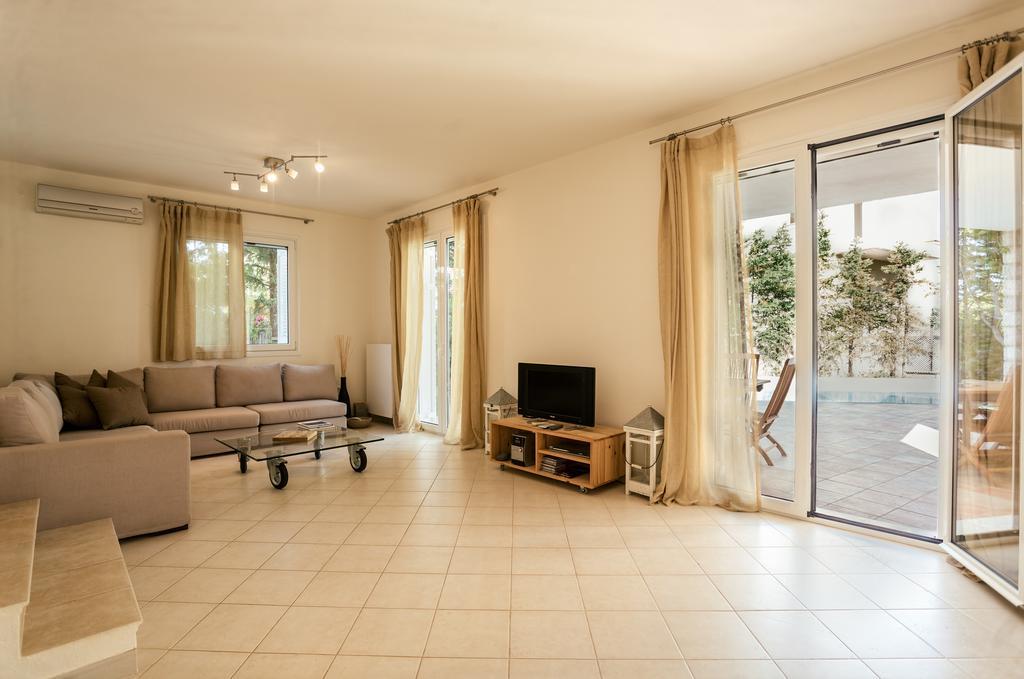 Dream Summer Villa Porto Heli Exteriör bild