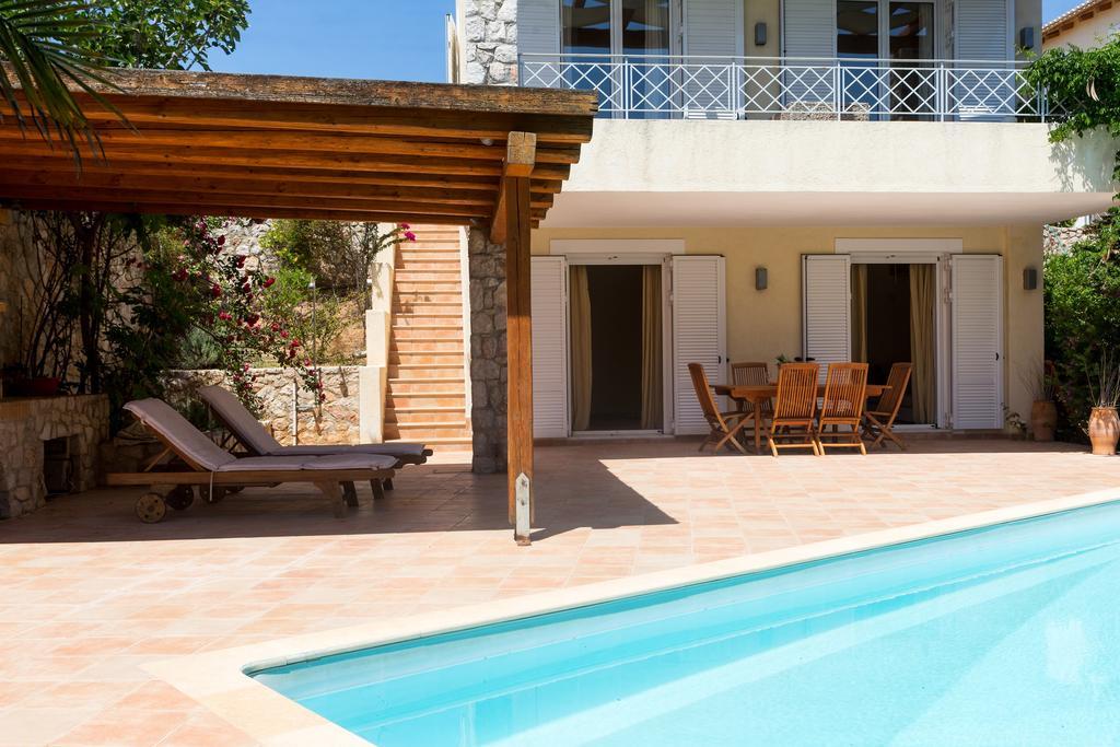 Dream Summer Villa Porto Heli Exteriör bild